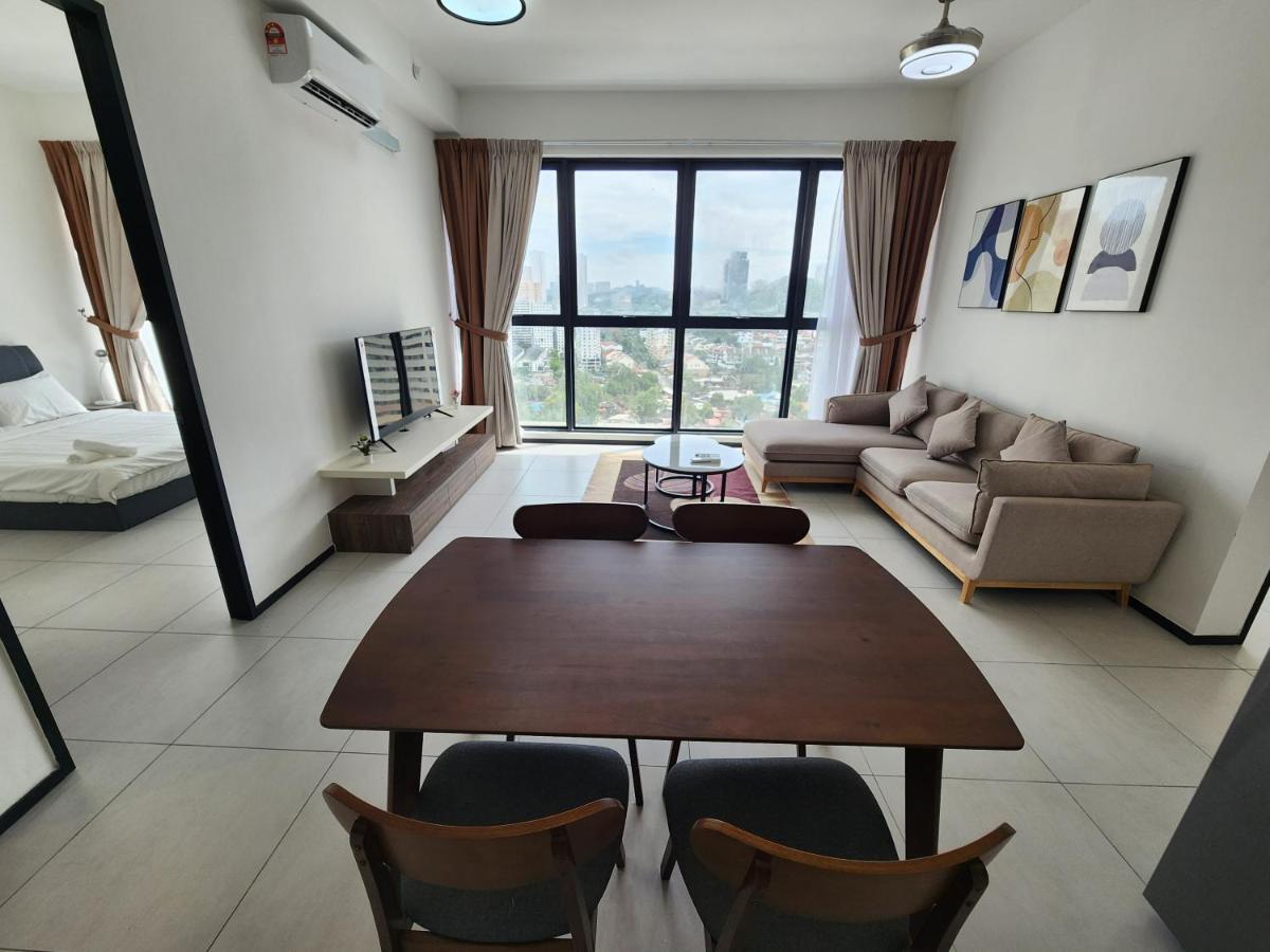 Urban Suites - Penang Jelutong Bagian luar foto