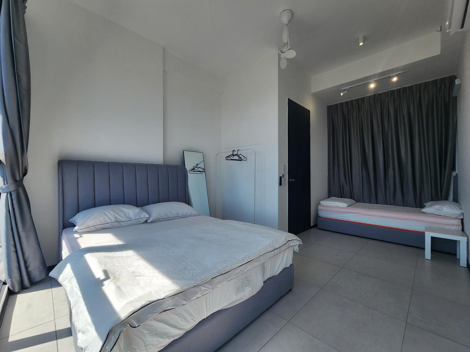 Urban Suites - Penang Jelutong Bagian luar foto