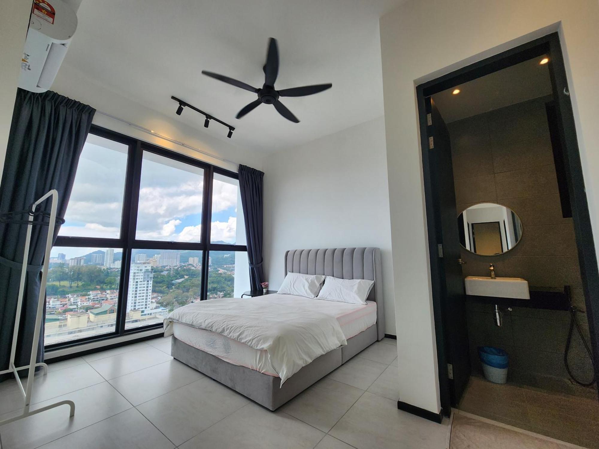 Urban Suites - Penang Jelutong Bagian luar foto