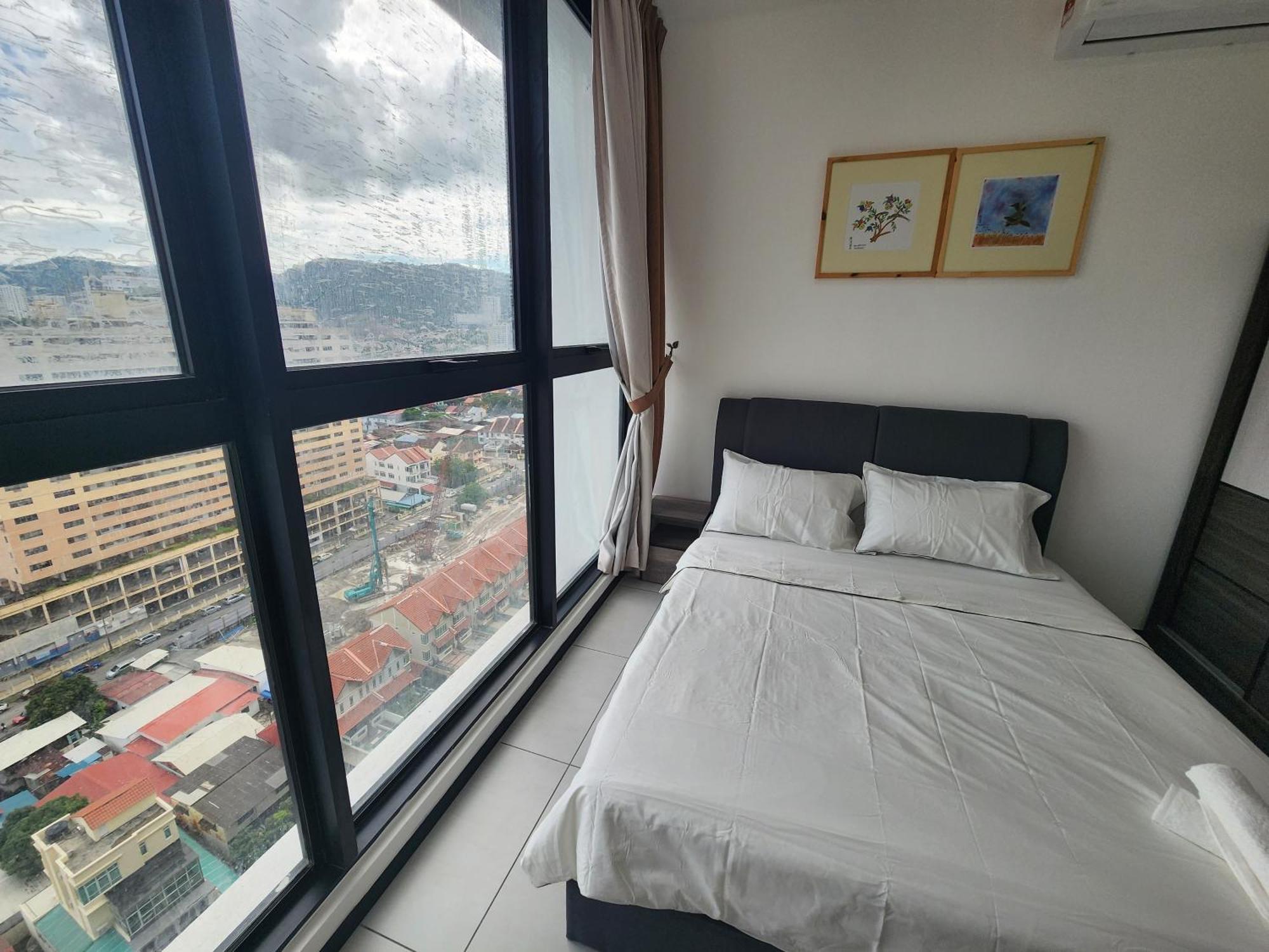 Urban Suites - Penang Jelutong Bagian luar foto