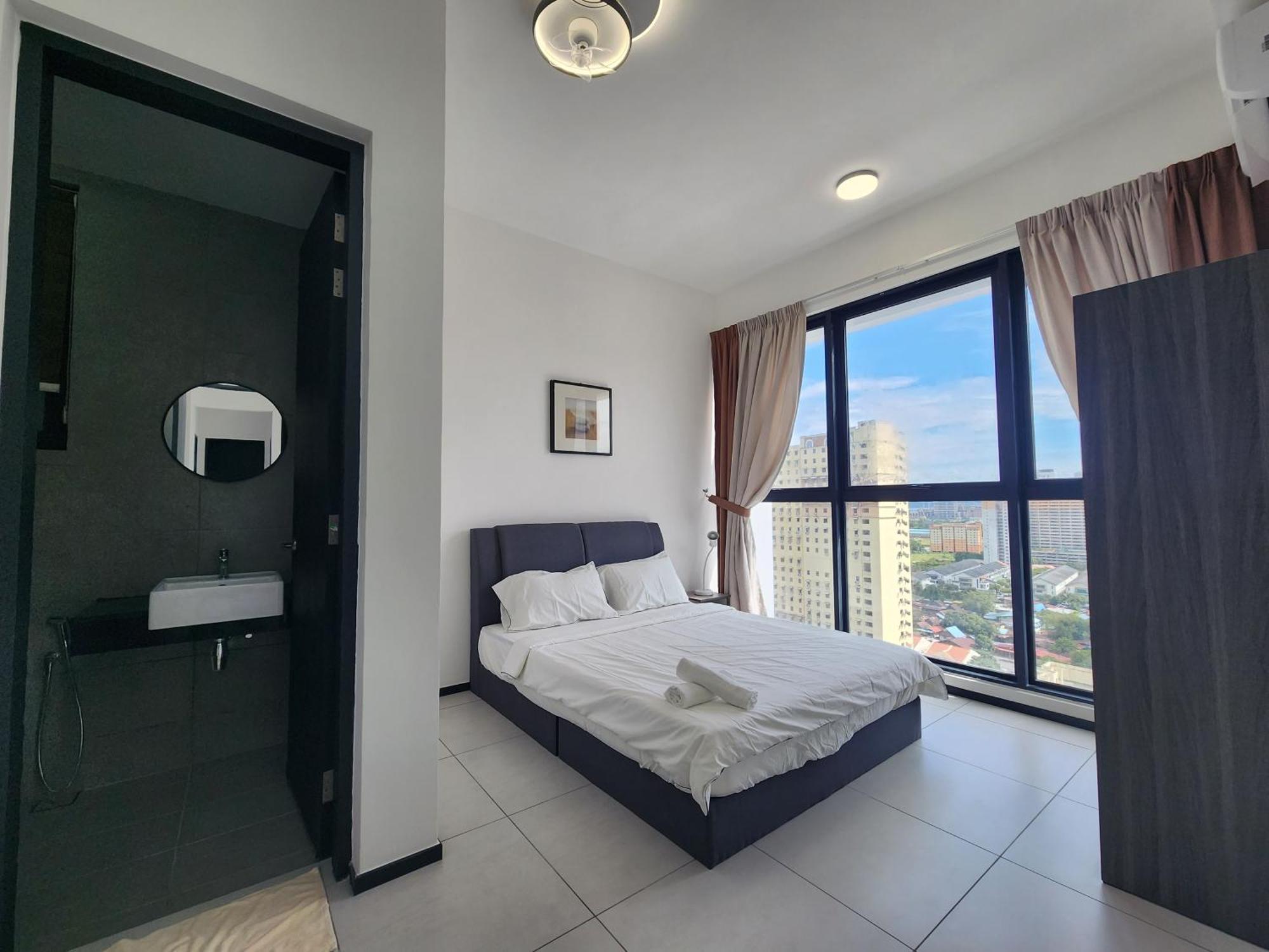 Urban Suites - Penang Jelutong Bagian luar foto