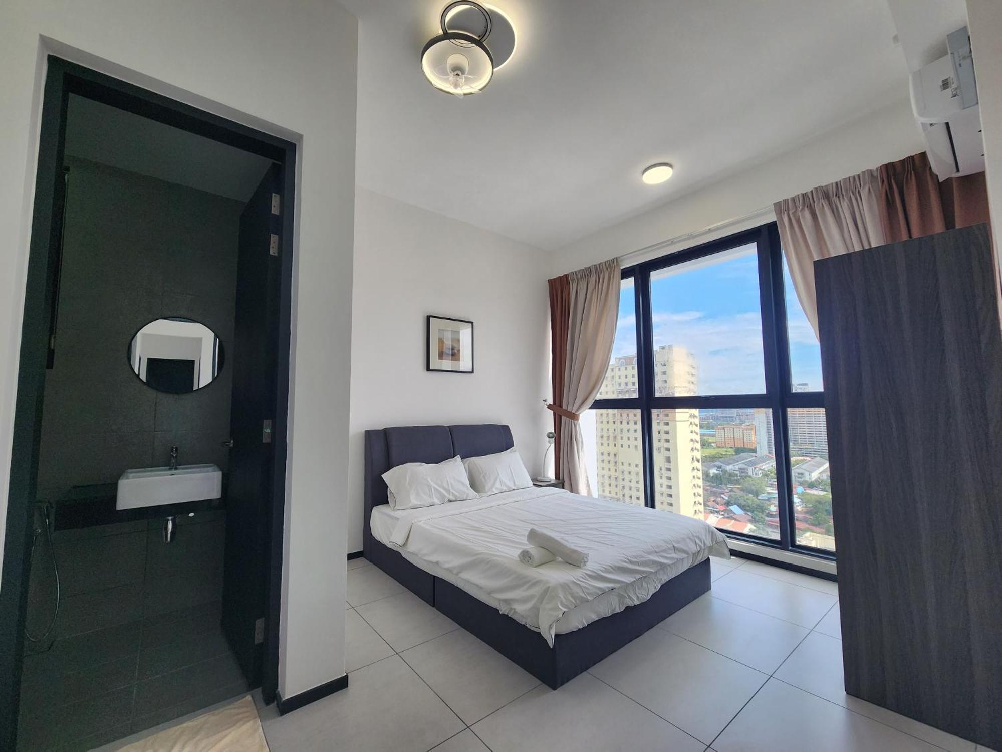 Urban Suites - Penang Jelutong Bagian luar foto