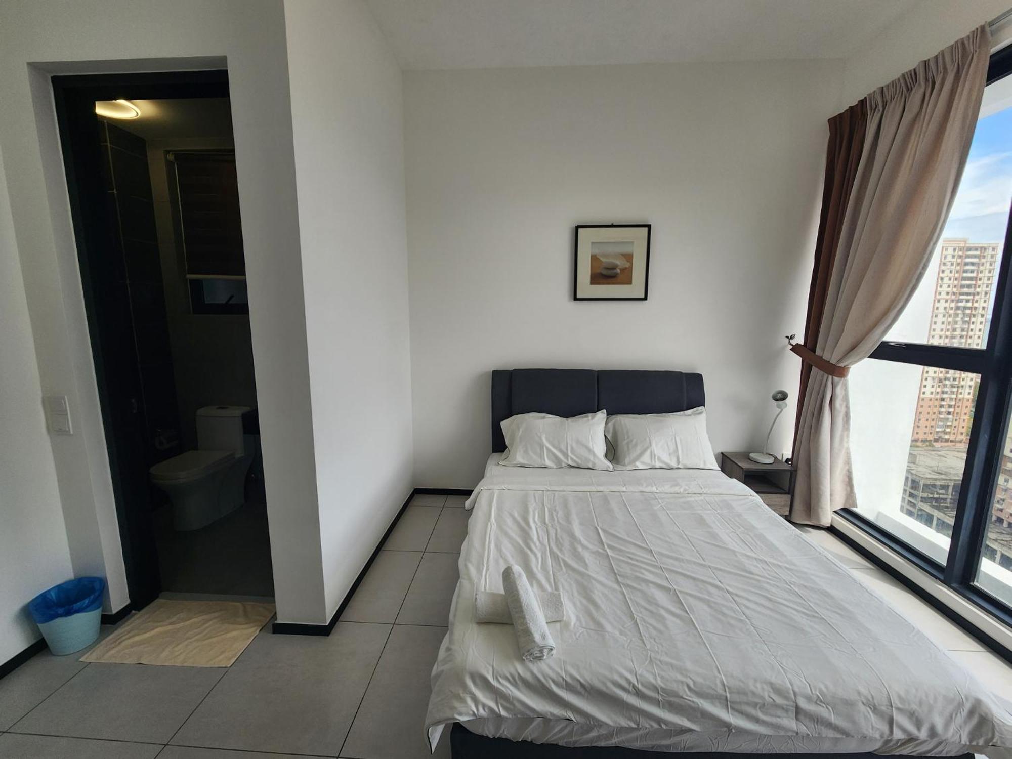 Urban Suites - Penang Jelutong Bagian luar foto