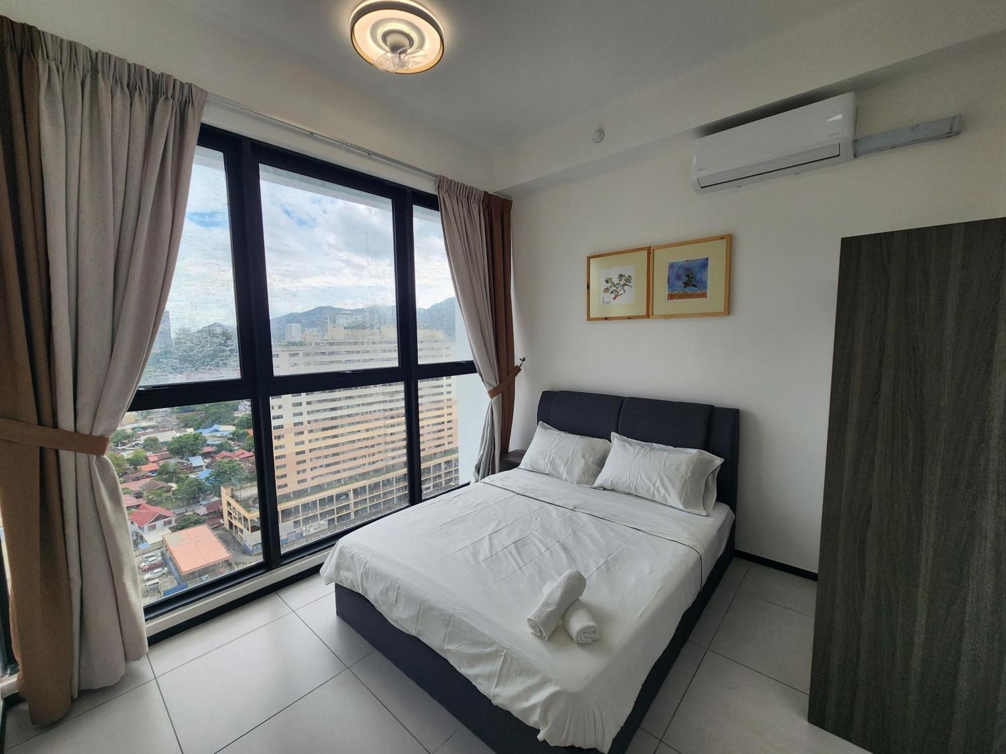 Urban Suites - Penang Jelutong Bagian luar foto